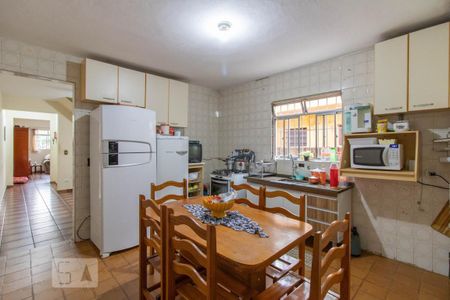 Casa à venda com 188m², 3 quartos e 2 vagasCozinha