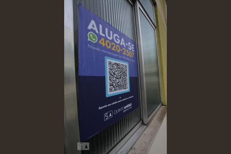 Apartamento para alugar com 55m², 2 quartos e sem vagaFoto da placa do imóvel