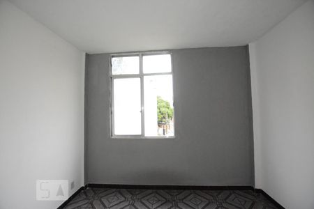 Quarto 1 de apartamento para alugar com 2 quartos, 55m² em Irajá, Rio de Janeiro