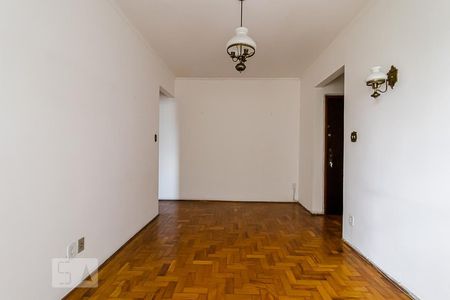 Sala de apartamento para alugar com 2 quartos, 67m² em Aclimação, São Paulo