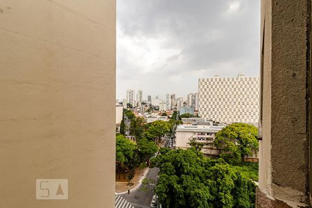 Vista da Sala de apartamento para alugar com 2 quartos, 67m² em Aclimação, São Paulo