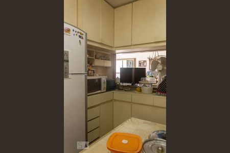 Casa à venda com 250m², 4 quartos e 3 vagasCozinha