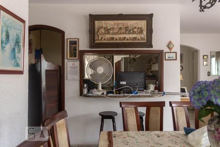 Casa à venda com 250m², 4 quartos e 3 vagasSala