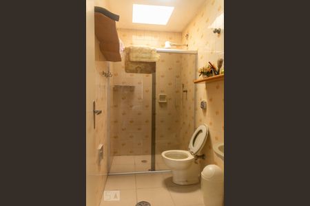 Casa à venda com 250m², 4 quartos e 3 vagasBanheiro