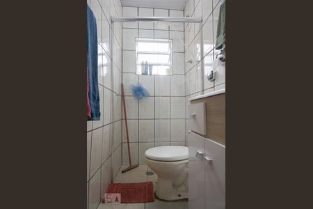 Banheiro da Suíte de casa para alugar com 2 quartos, 85m² em Sítio do Morro, São Paulo