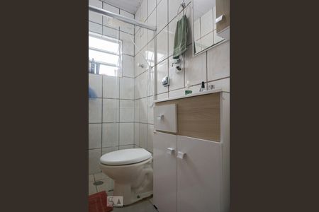 Banheiro da Suíte de casa para alugar com 2 quartos, 85m² em Sítio do Morro, São Paulo