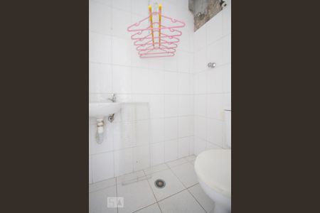 Apartamento para alugar com 98m², 3 quartos e 2 vagasBanheiro de Serviço