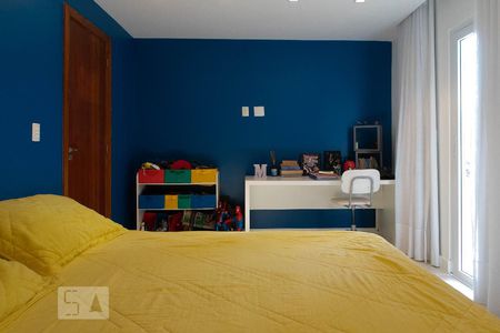 Casa de condomínio à venda com 400m², 4 quartos e 2 vagas Casa de condomínio à venda com 400m², 4 quartos e 2 vagasQuarto 2