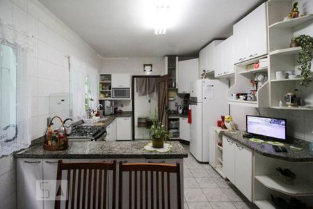Casa à venda com 150m², 3 quartos e 2 vagasCozinha