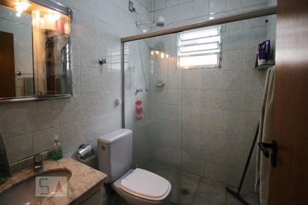 Casa à venda com 150m², 3 quartos e 2 vagasBanheiro
