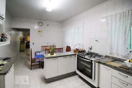 Casa à venda com 150m², 3 quartos e 2 vagasCozinha