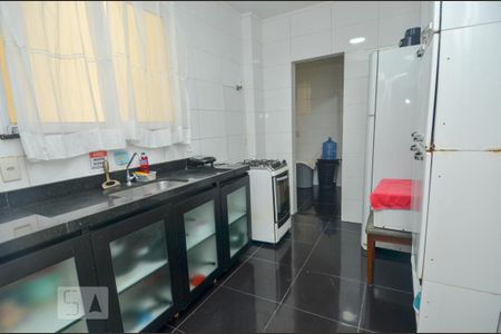 Apartamento à venda com 120m², 3 quartos e sem vagaCozinha