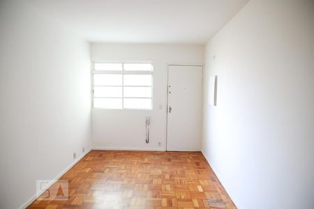 Apartamento para alugar com 76m², 2 quartos e sem vaga Apartamento para alugar com 76m², 2 quartos e sem vagaSala