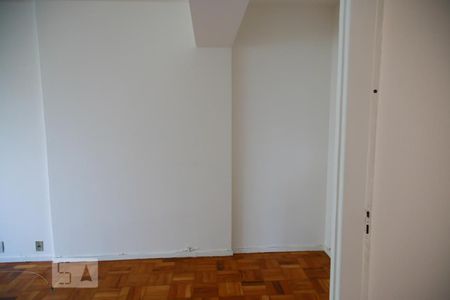 Apartamento para alugar com 76m², 2 quartos e sem vaga Apartamento para alugar com 76m², 2 quartos e sem vagaSala