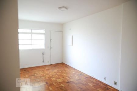 Apartamento para alugar com 76m², 2 quartos e sem vaga Apartamento para alugar com 76m², 2 quartos e sem vagaSala