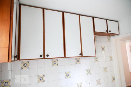 Apartamento para alugar com 76m², 2 quartos e sem vaga Apartamento para alugar com 76m², 2 quartos e sem vagaCozinha / Lavanderia
