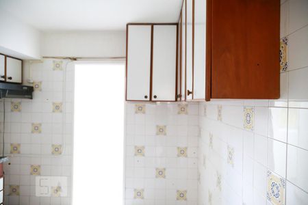 Apartamento para alugar com 76m², 2 quartos e sem vaga Apartamento para alugar com 76m², 2 quartos e sem vagaCozinha / Lavanderia