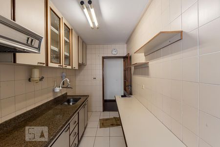 Apartamento à venda com 77m², 2 quartos e 1 vagaCozinha