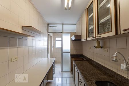 Apartamento à venda com 77m², 2 quartos e 1 vagaCozinha