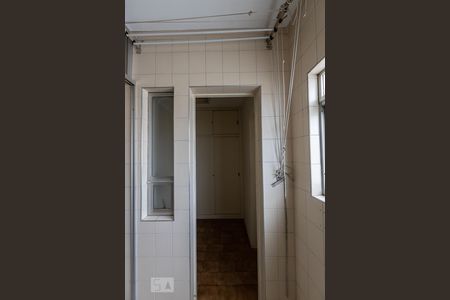 Apartamento à venda com 77m², 2 quartos e 1 vagaÁrea de Serviço