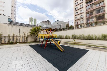 Apartamento à venda com 77m², 2 quartos e 1 vagaÁrea Comum - Playground