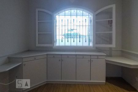 Quarto 1 de casa para alugar com 2 quartos, 100m² em Vila Santo Estéfano, São Paulo