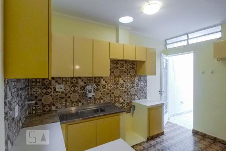 Casa para alugar com 100m², 2 quartos e 1 vaga Casa para alugar com 100m², 2 quartos e 1 vagaCozinha