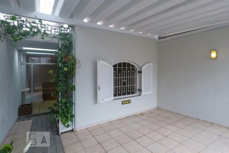 Casa para alugar com 100m², 2 quartos e 1 vaga Casa para alugar com 100m², 2 quartos e 1 vagaGaragem
