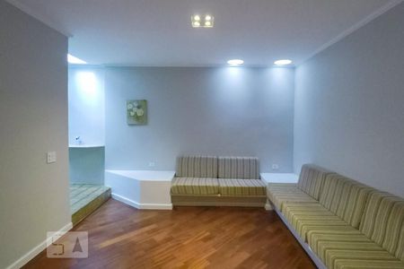 Sala de casa para alugar com 2 quartos, 100m² em Vila Santo Estéfano, São Paulo