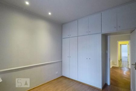 Quarto 1 de casa para alugar com 2 quartos, 100m² em Vila Santo Estéfano, São Paulo