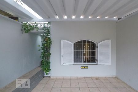 Casa para alugar com 100m², 2 quartos e 1 vaga Casa para alugar com 100m², 2 quartos e 1 vagaGaragem