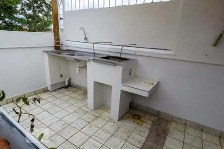 Casa para alugar com 100m², 2 quartos e 1 vaga Casa para alugar com 100m², 2 quartos e 1 vagaChurrasqueira
