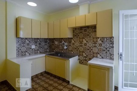 Casa para alugar com 100m², 2 quartos e 1 vaga Casa para alugar com 100m², 2 quartos e 1 vagaCozinha