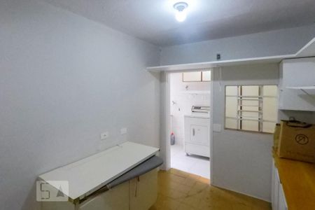 Casa para alugar com 100m², 2 quartos e 1 vaga Casa para alugar com 100m², 2 quartos e 1 vagaQuarto de Serviço ou escritorio