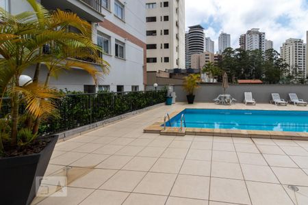 Apartamento para alugar com 40m², 1 quarto e 1 vagaÁrea comum - Piscina