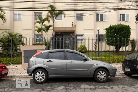 Apartamento para alugar com 75m², 3 quartos e sem vagaFachada