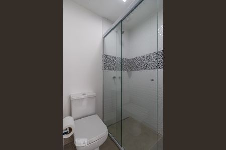 Banheiro Social de apartamento à venda com 1 quarto, 49m² em Alphaville Empresarial, Barueri