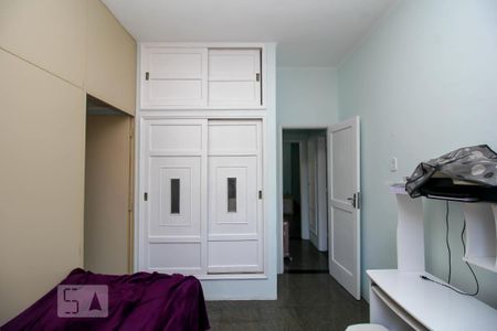 Quarto 1 de apartamento para alugar com 3 quartos, 85m² em Botafogo, Rio de Janeiro