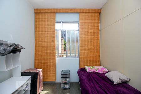 Quarto 1 de apartamento para alugar com 3 quartos, 85m² em Botafogo, Rio de Janeiro