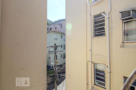 Vista da Sala de apartamento para alugar com 3 quartos, 85m² em Botafogo, Rio de Janeiro