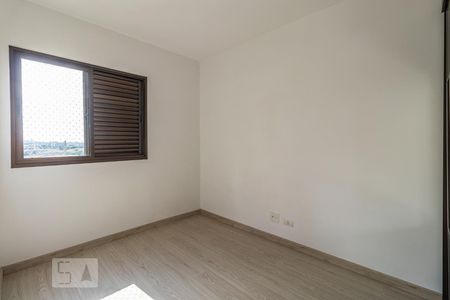 Quarto 1 de apartamento para alugar com 3 quartos, 80m² em Alphaville Industrial, Barueri