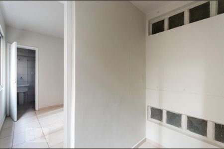 Escritório de kitnet/studio para alugar com 1 quarto, 35m² em Embaré, Santos