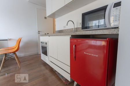 Cozinha de apartamento para alugar com 1 quarto, 55m² em Alto da Glória, Curitiba