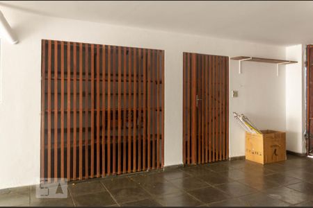 Casa à venda com 176m², 3 quartos e 4 vagasDespensa