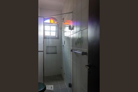 Casa à venda com 176m², 3 quartos e 4 vagasBanheiro