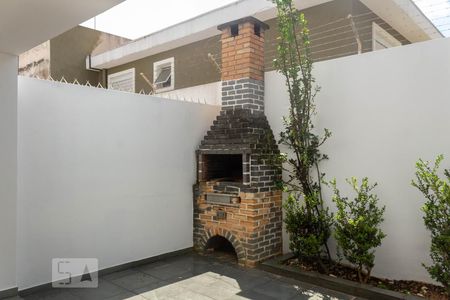 Casa à venda com 176m², 3 quartos e 4 vagasChurrasqueira