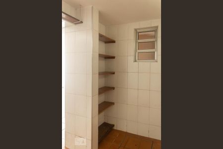 Casa à venda com 176m², 3 quartos e 4 vagasÁrea de Serviço