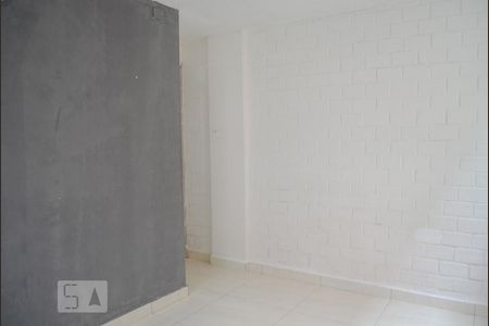 Quarto 2 de apartamento para alugar com 2 quartos, 40m² em Cocotá, Rio de Janeiro