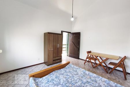 Studio para alugar com 28m², 1 quarto e 1 vaga Studio para alugar com 28m², 1 quarto e 1 vagaQuarto e Cozinha