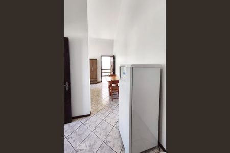 Studio para alugar com 28m², 1 quarto e 1 vaga Studio para alugar com 28m², 1 quarto e 1 vagaCozinha e Quarto